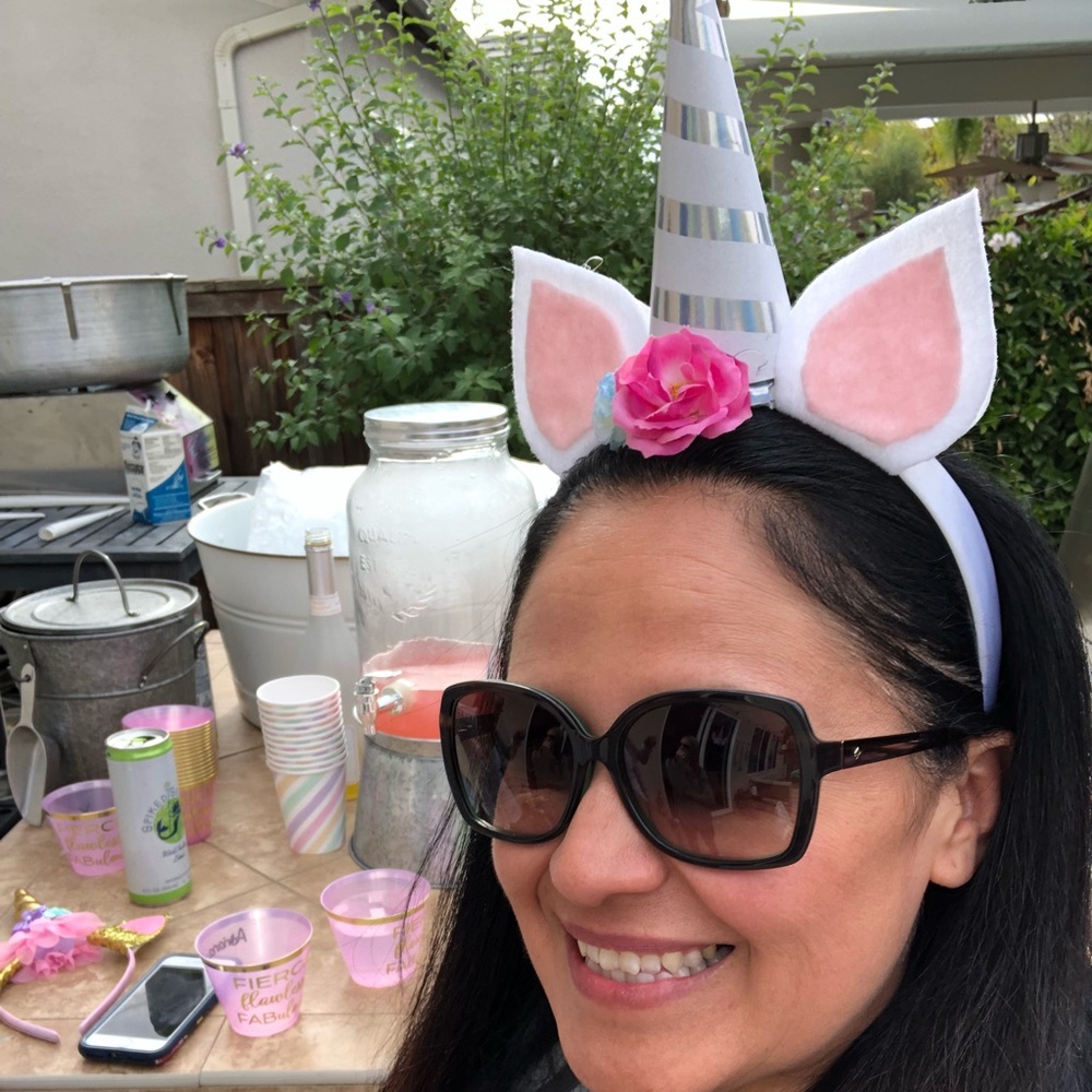 Meet your Posher, Adriana